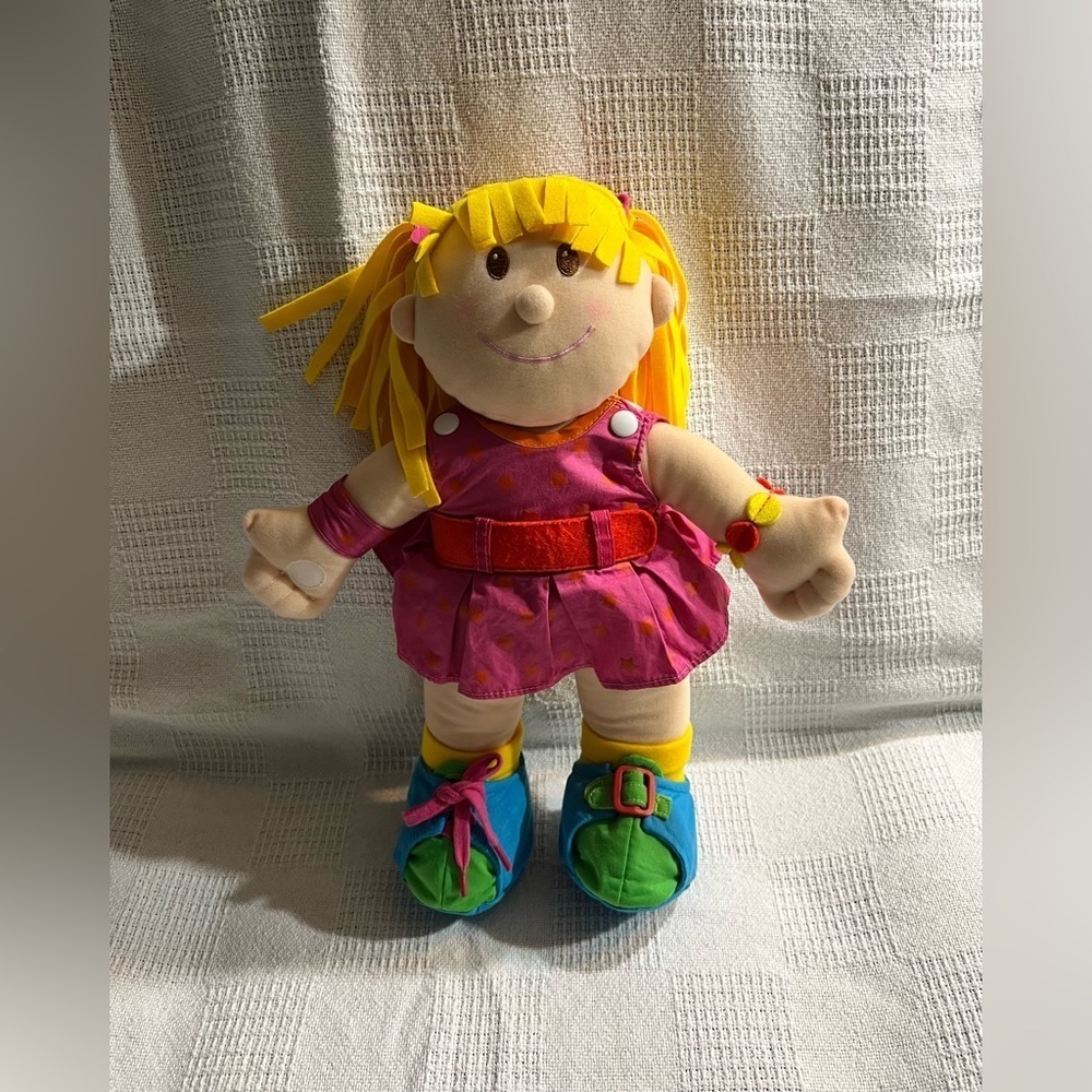 Large doll - Picture 1 of 4